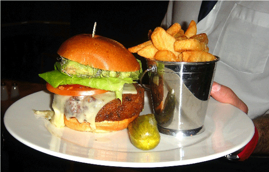 Holsteins2 - 'Urth' Burger.jpg	Holsteins2 - 'Urth' Burger