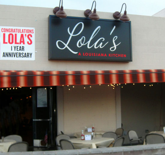 Lola's - Exterior2