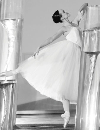 Ballet Nevada Ballet Theatre (Photo: Brooks Ayala) blackwhite